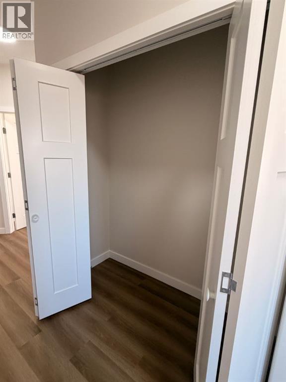 4834 62 Avenue, Taber, AB - Indoor Photo Showing Other Room