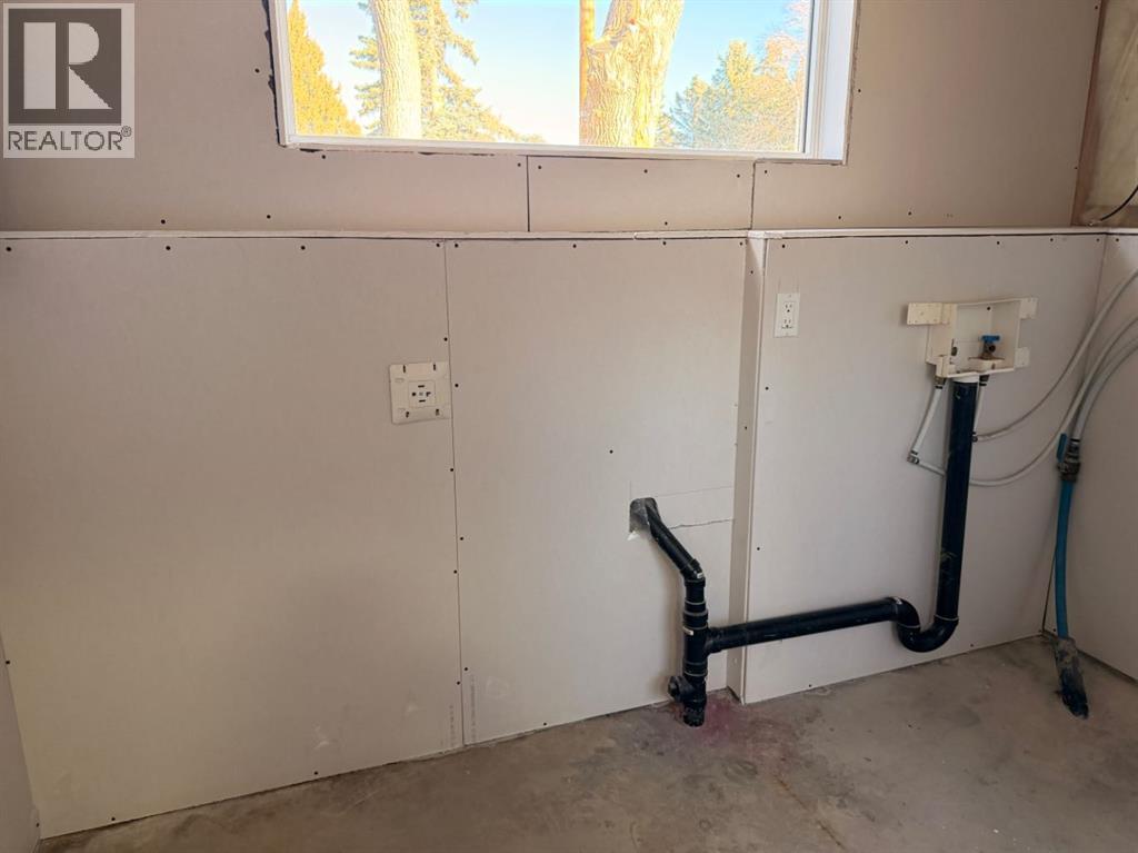 4834 62 Avenue, Taber, AB - Indoor