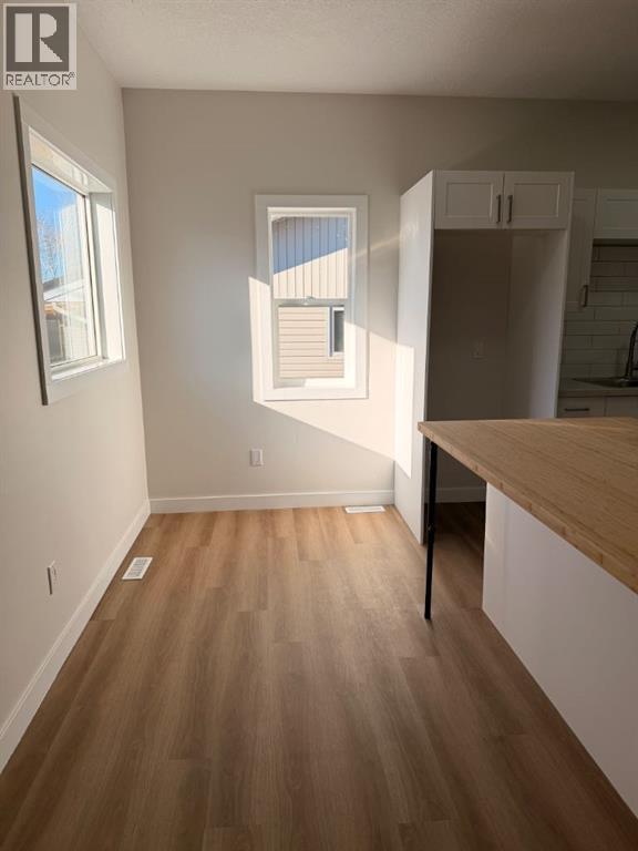 4834 62 Avenue, Taber, AB - Indoor Photo Showing Other Room