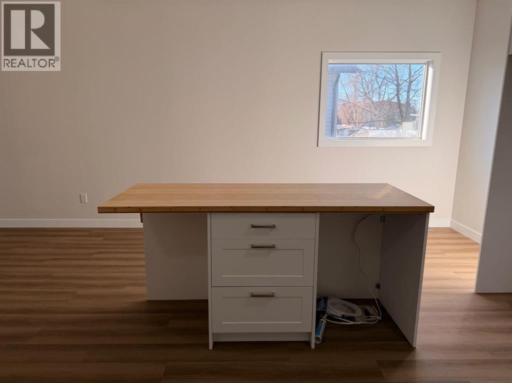 4834 62 Avenue, Taber, AB - Indoor Photo Showing Other Room