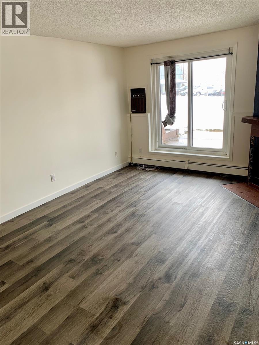 104 802D Kingsmere Boulevard, Saskatoon, SK - Indoor