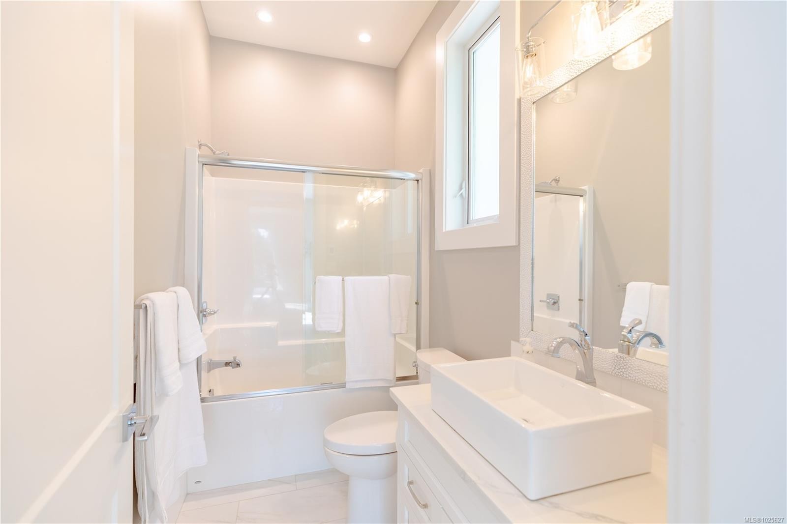 2230 Compass Pointe Pl, Langford, BC