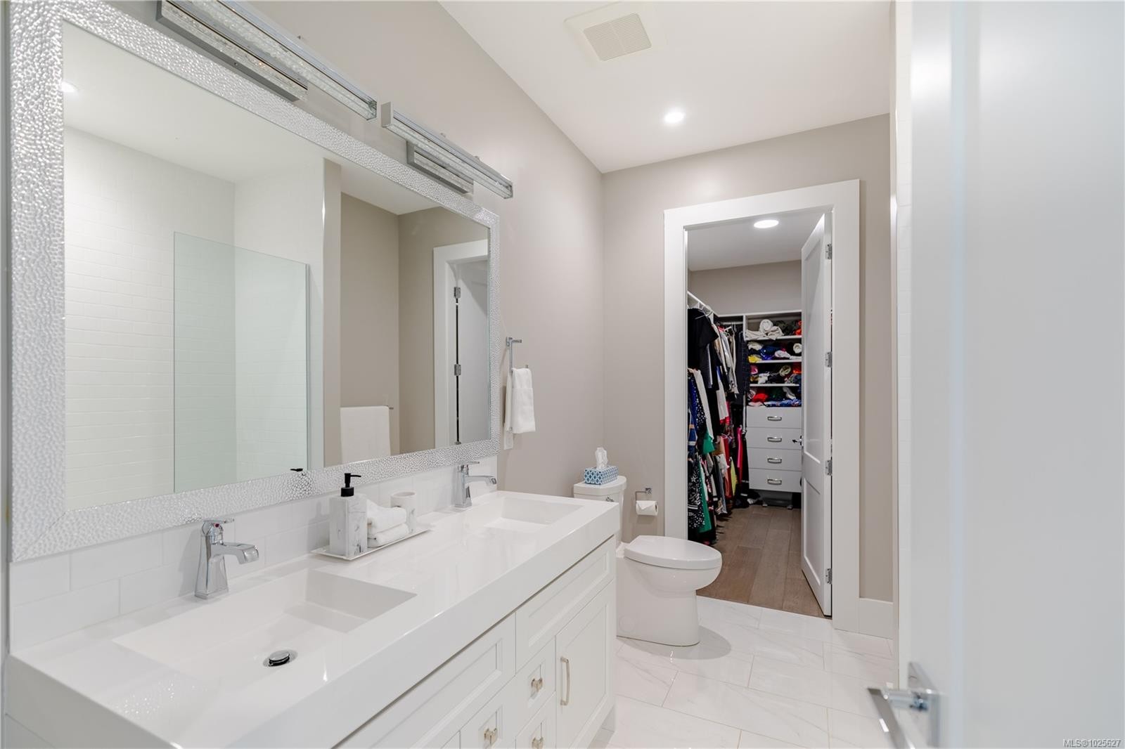 2230 Compass Pointe Pl, Langford, BC