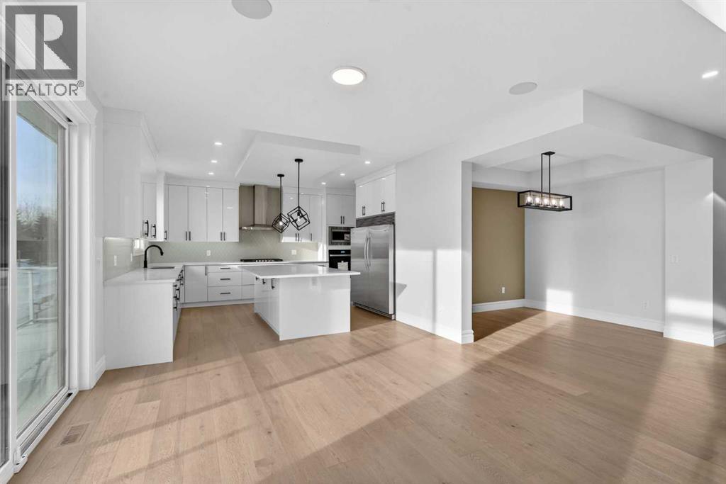 98 Waterford Crescent, Chestermere, AB - Indoor Photo Showing Kitchen