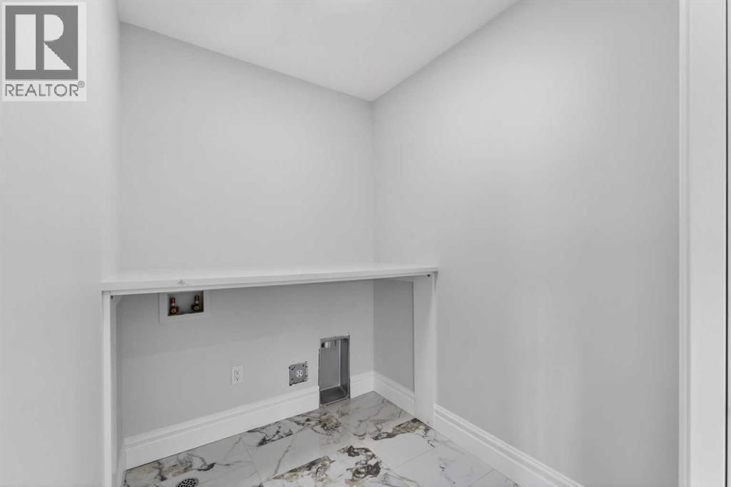 98 Waterford Crescent, Chestermere, AB - Indoor Photo Showing Other Room