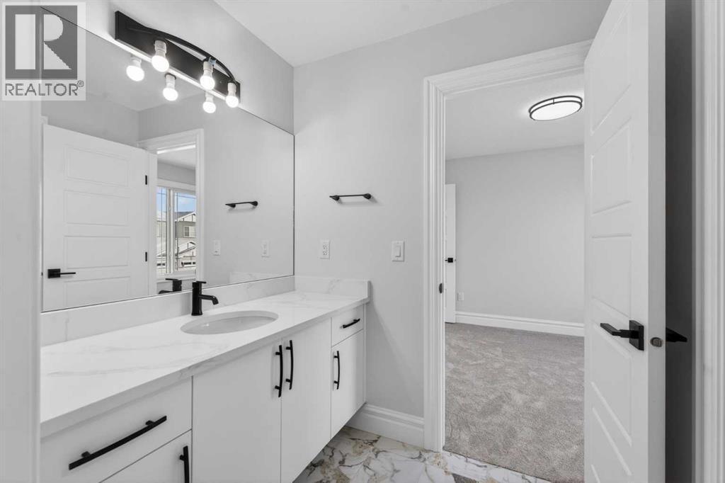 98 Waterford Crescent, Chestermere, AB - Indoor Photo Showing Bathroom