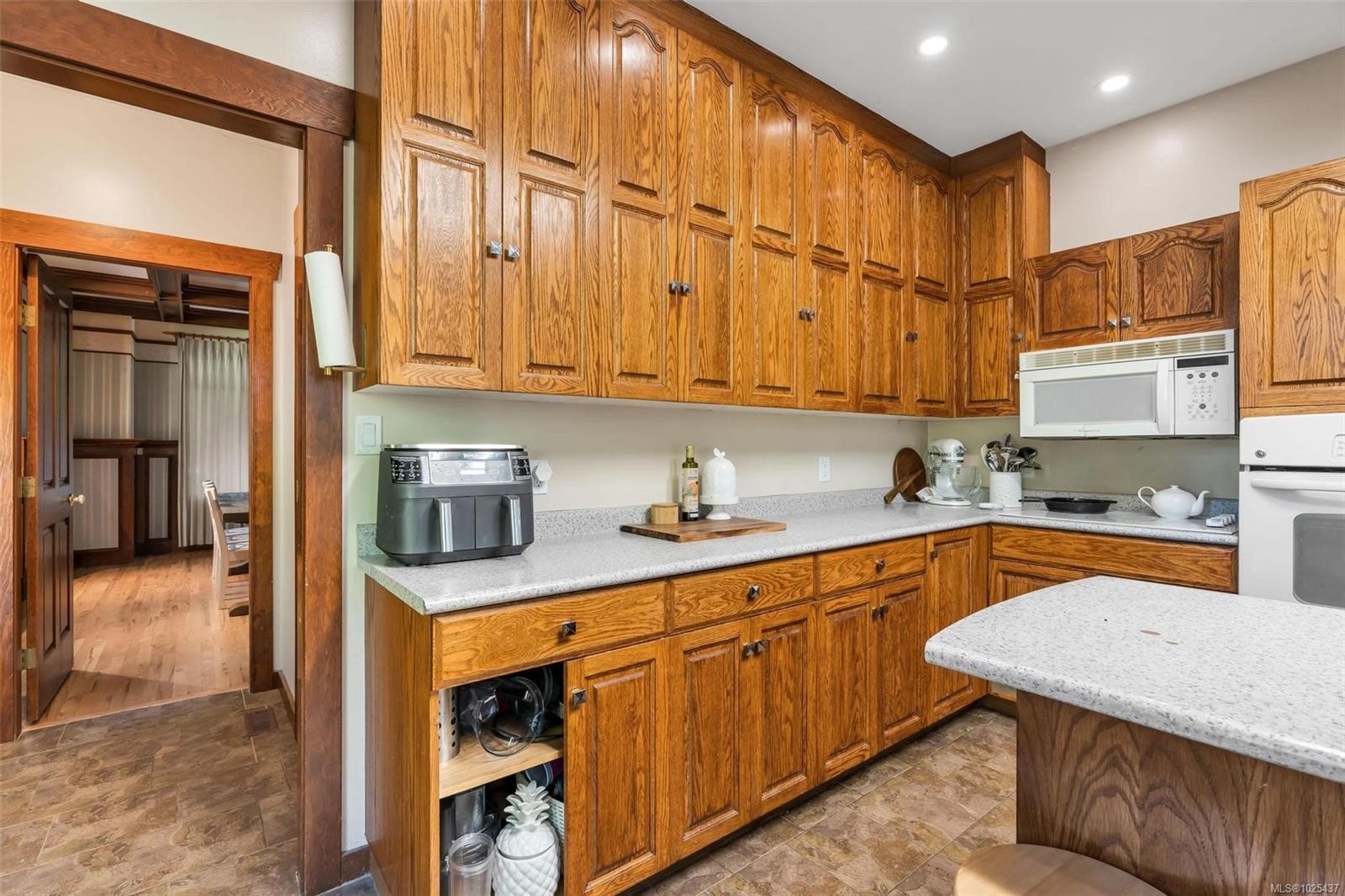 9023 Crofton Rd, Chemainus, BC