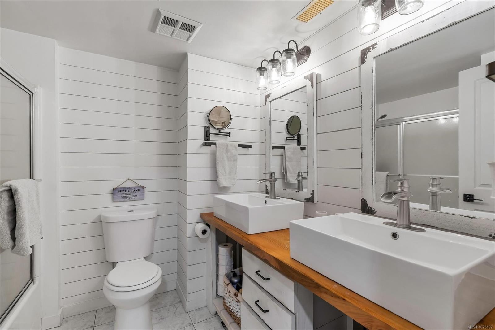 9023 Crofton Rd, Chemainus, BC