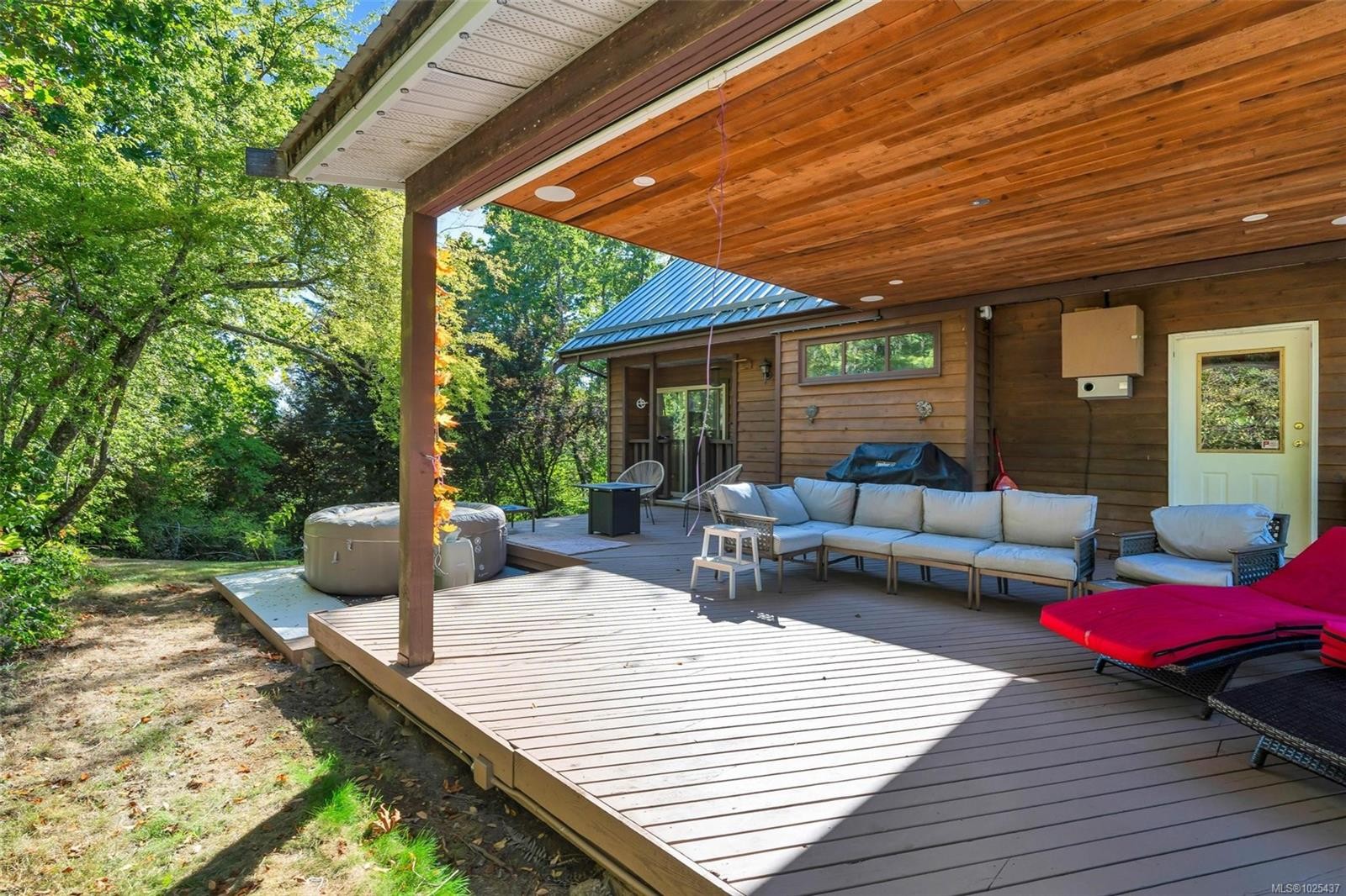 9023 Crofton Rd, Chemainus, BC