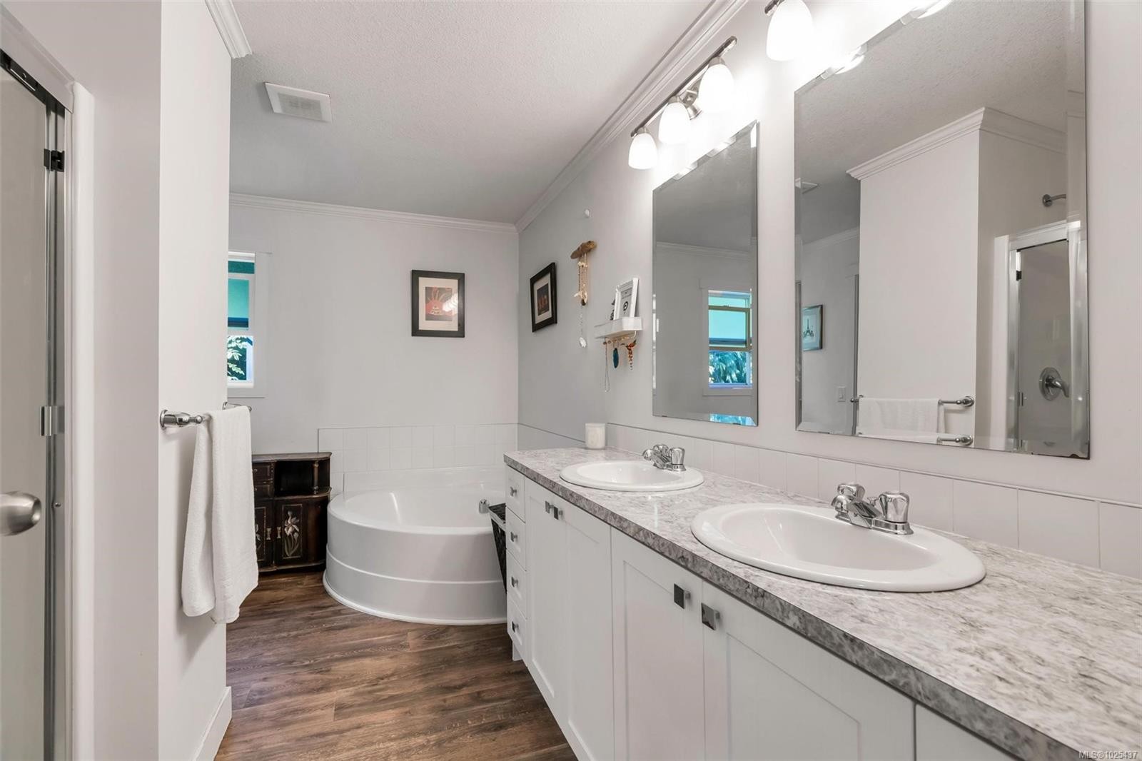 9023 Crofton Rd, Chemainus, BC