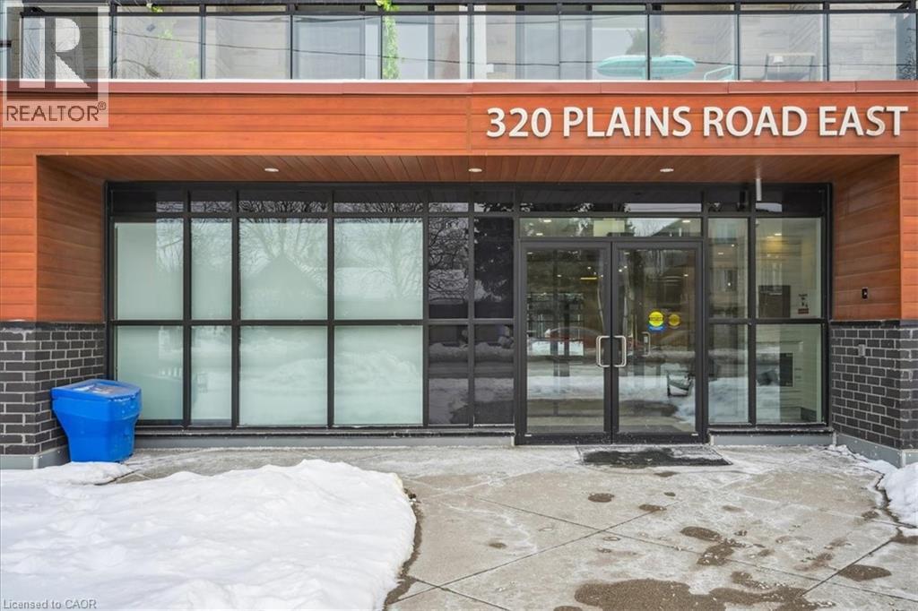 320 Plains Road E Unit# 211, Burlington, ON - Outdoor With Balcony