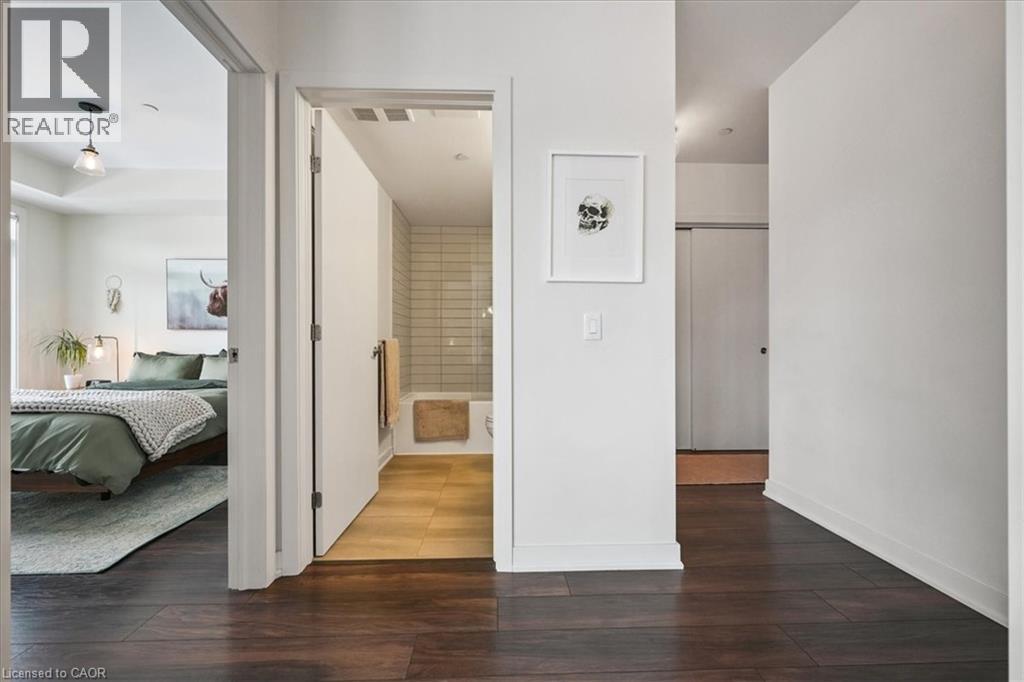 320 Plains Road E Unit# 211, Burlington, ON - Indoor