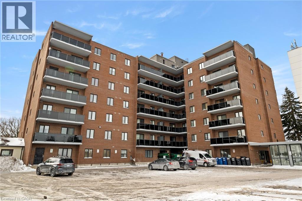 279 Chandler Drive Unit# 203, Kitchener, ON - Outdoor With Facade
