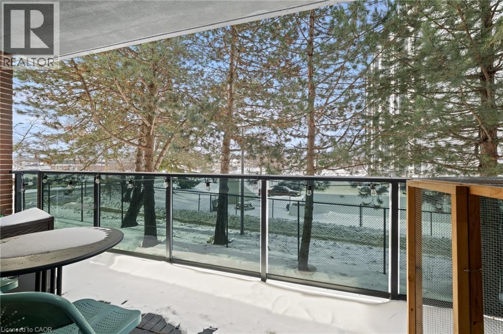 279 Chandler Drive Unit# 203, Kitchener, ON - Outdoor