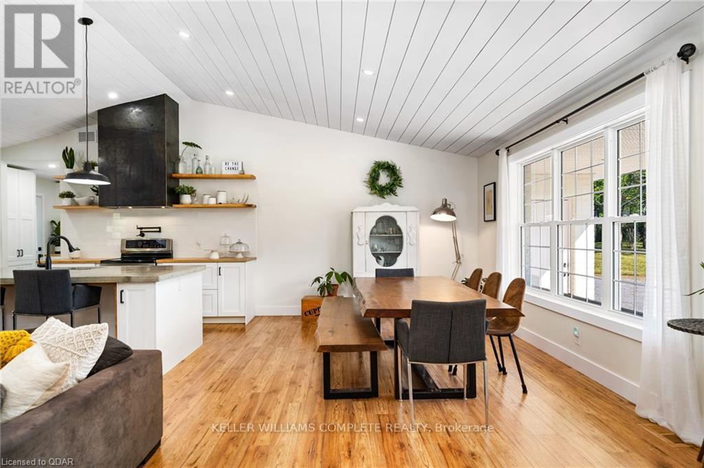 16 Bonisteel Road, Quinte West, ON - Indoor