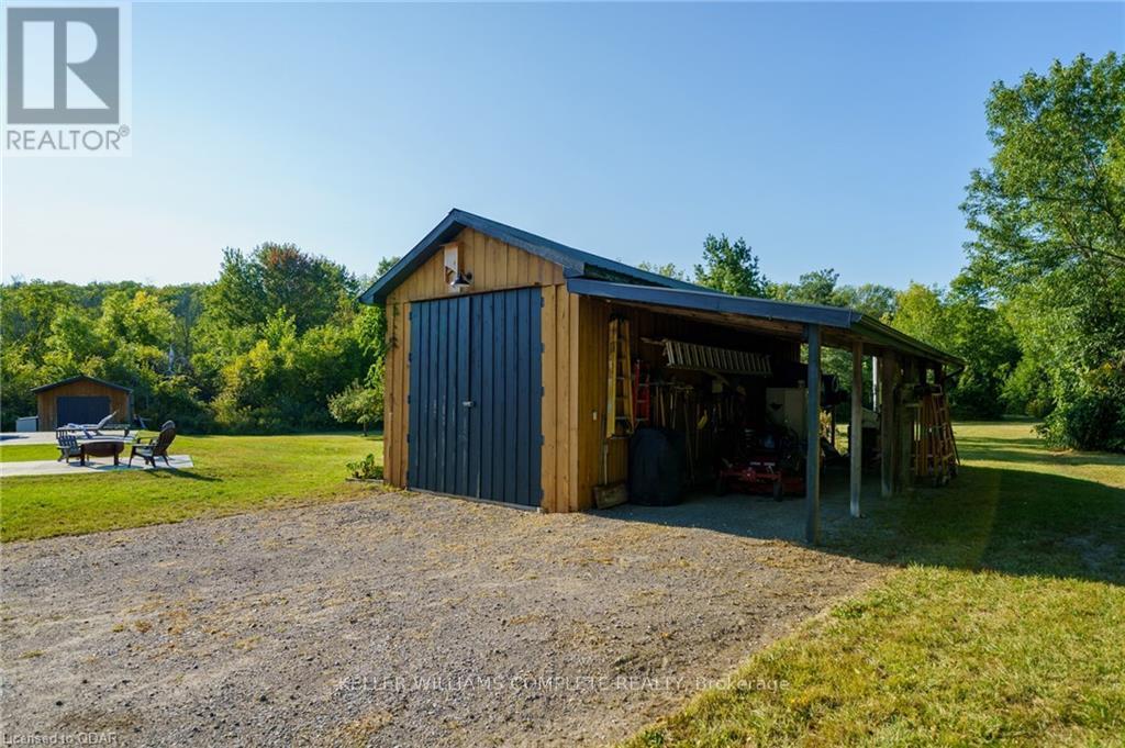 16 Bonisteel Road, Quinte West, ON - Outdoor