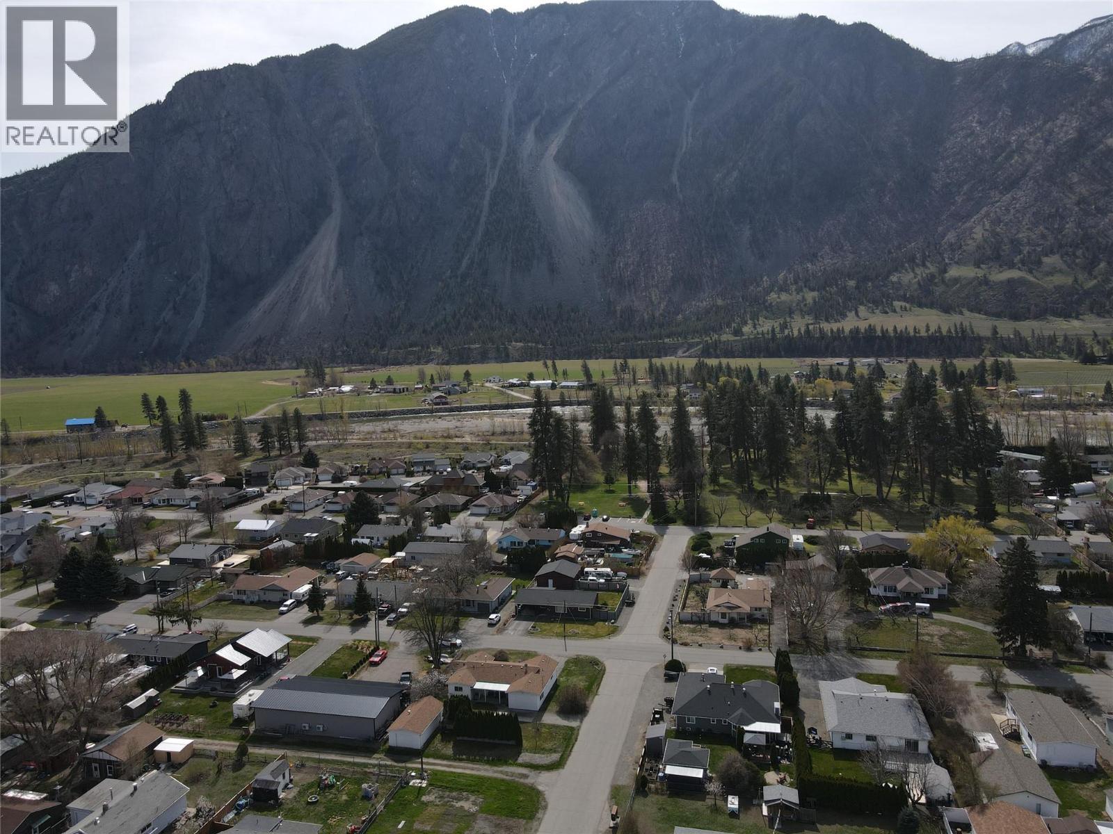 604 11Th Avenue, Keremeos, BC - Outdoor With View