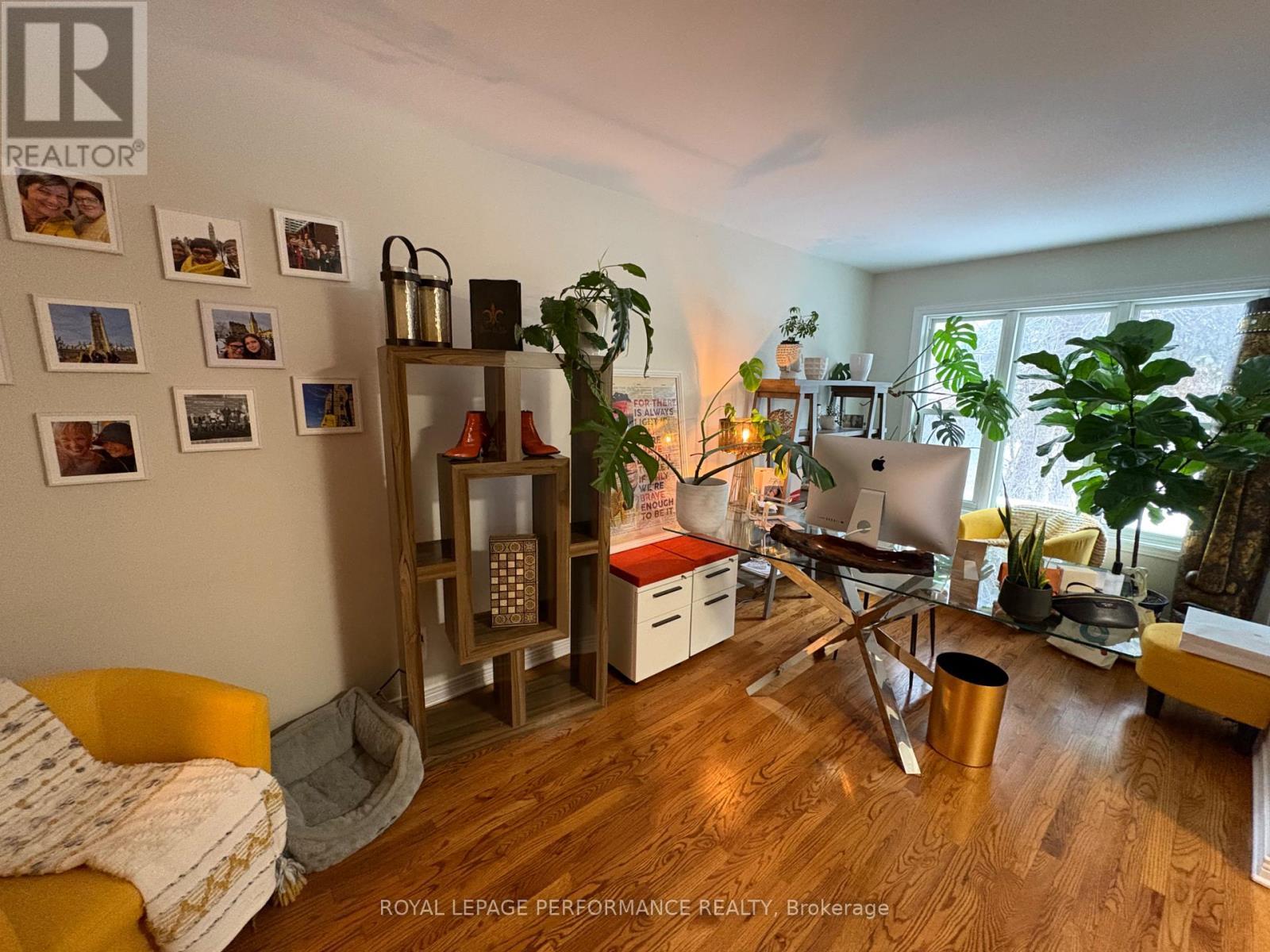 104 Blackburn Avenue, Ottawa, ON - Indoor