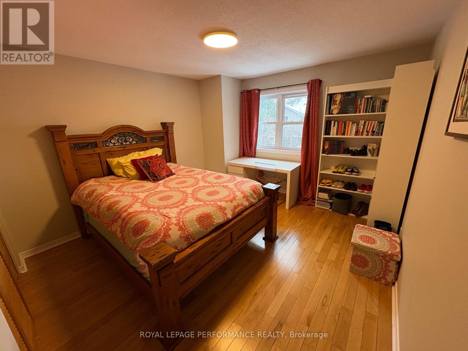 104 Blackburn Avenue, Ottawa, ON - Indoor Photo Showing Bedroom