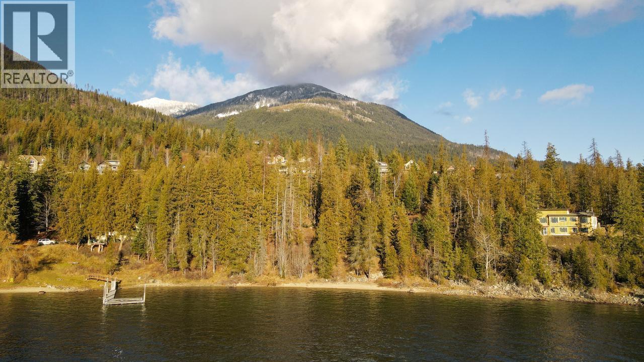 6802 Marian Lane, Nelson, BC