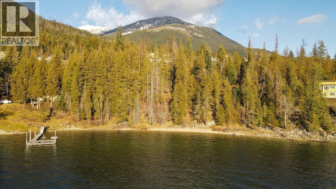 6802 Marian Lane, Nelson, BC