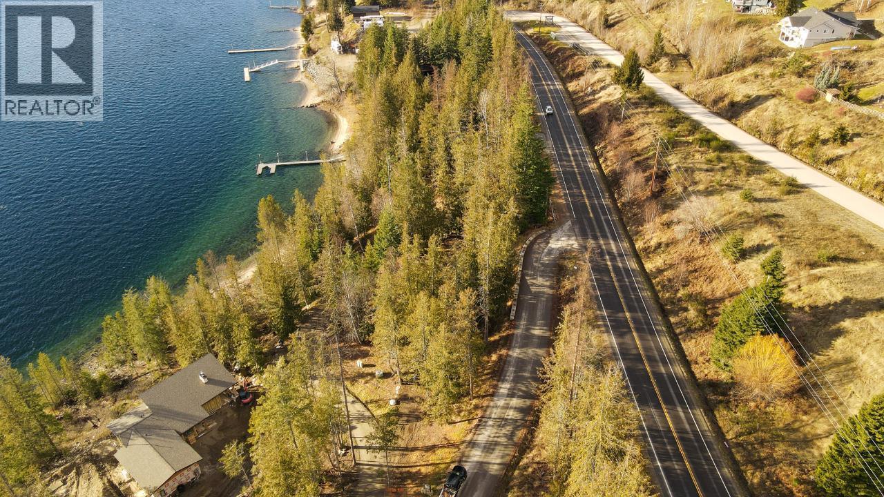 6802 Marian Lane, Nelson, BC