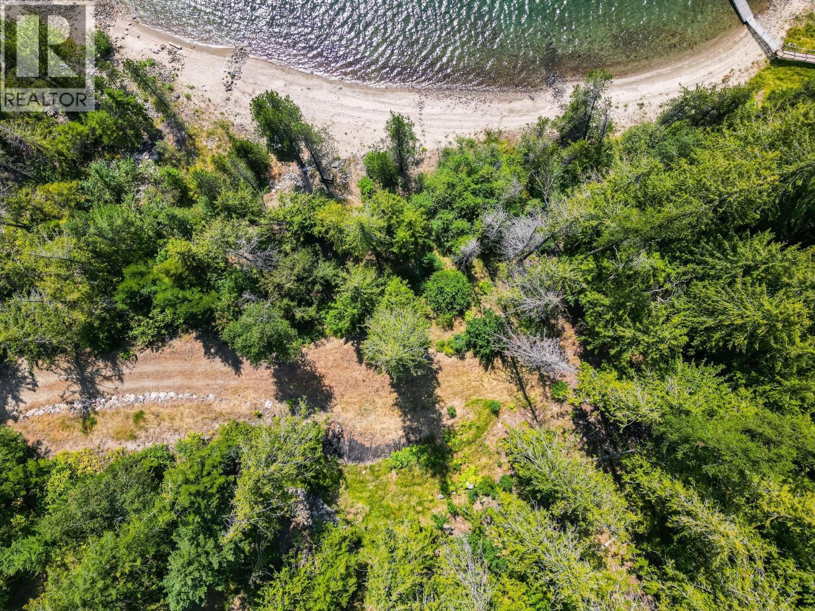 6802 Marian Lane, Nelson, BC