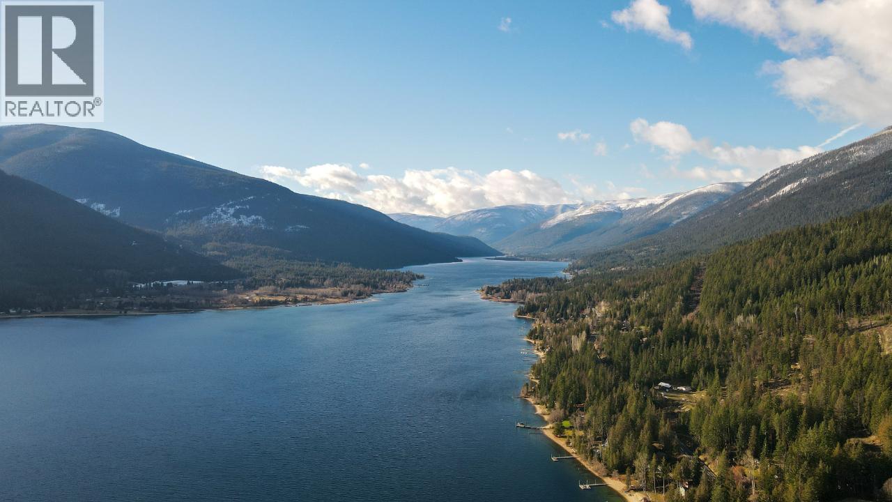 6802 Marian Lane, Nelson, BC