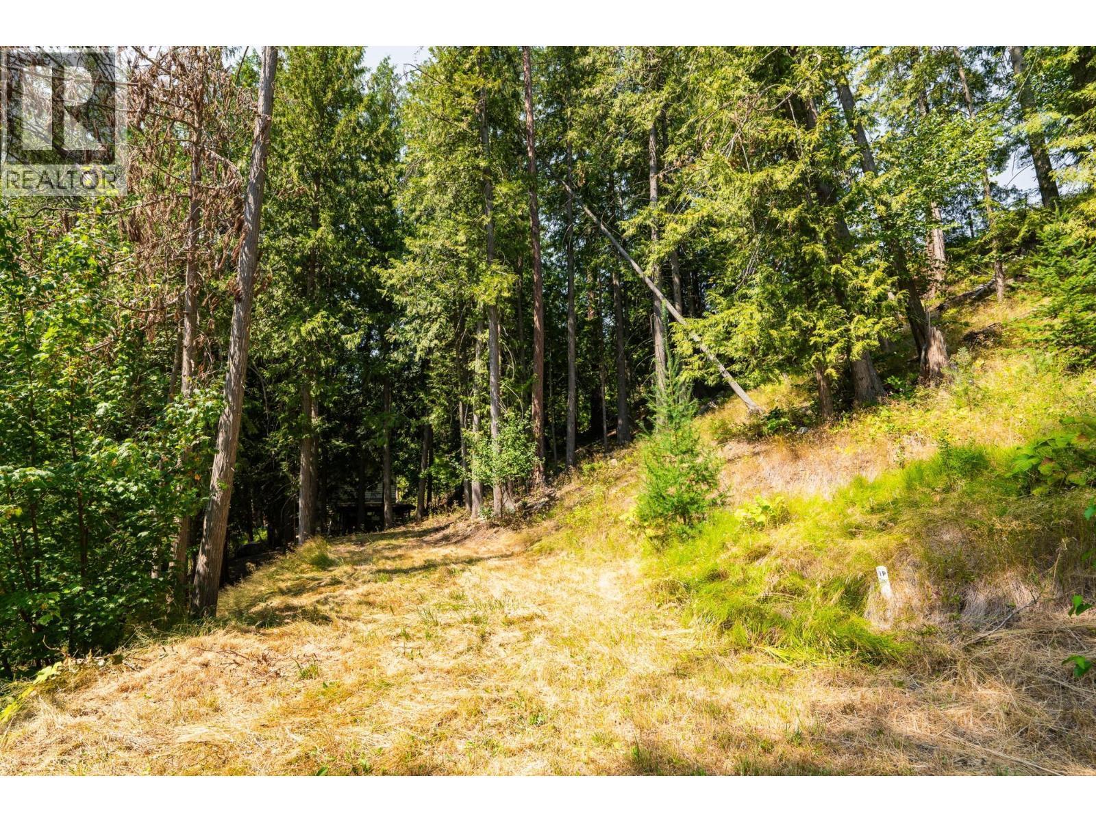 6802 Marian Lane, Nelson, BC
