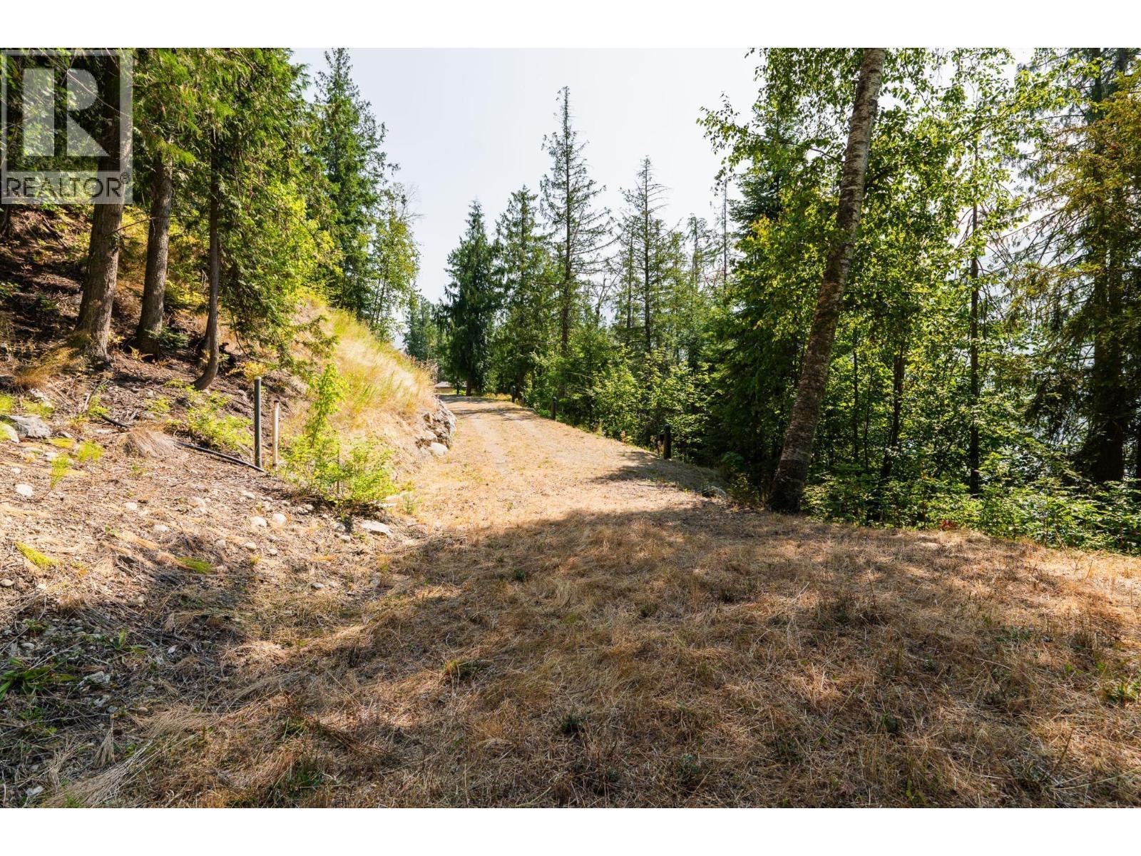 6802 Marian Lane, Nelson, BC