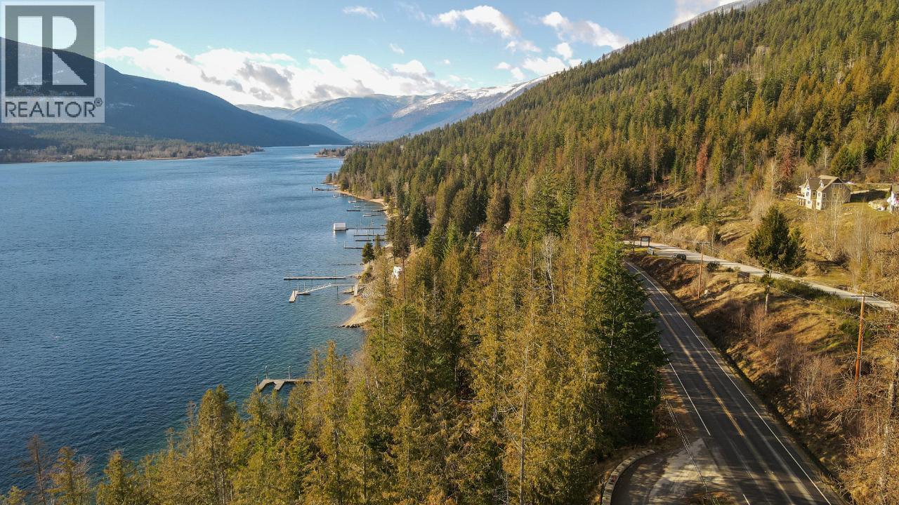 6802 Marian Lane, Nelson, BC