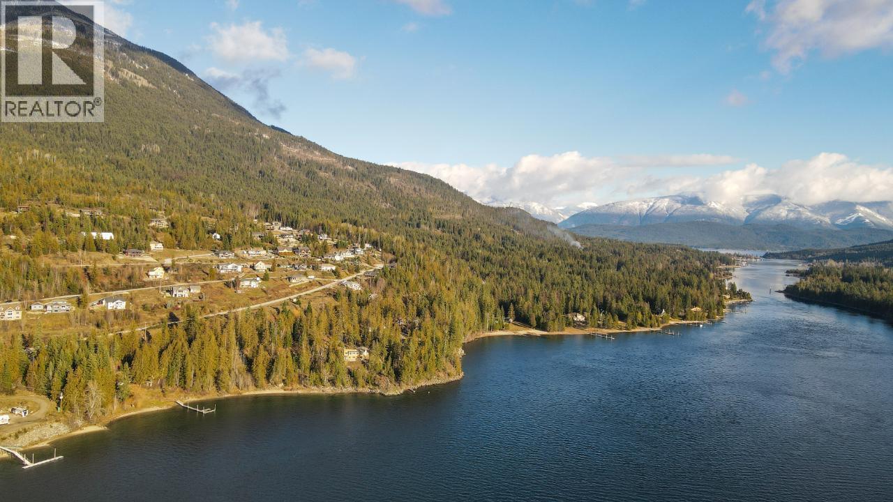 6802 Marian Lane, Nelson, BC