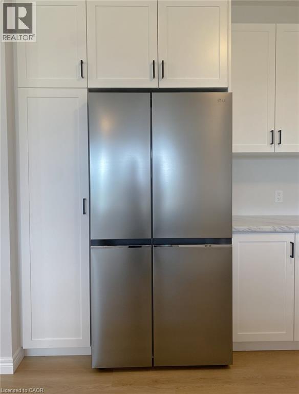57 Lloyd Davies Way, Binbrook, ON - Indoor Photo Showing Kitchen