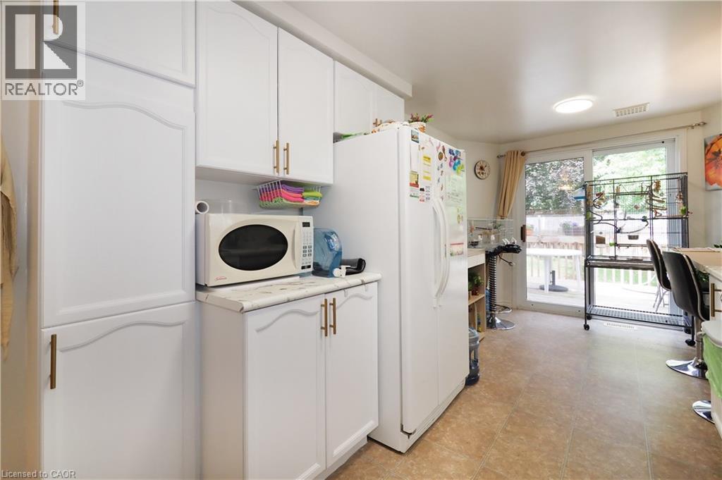 429 Exmoor Street, Waterloo, ON - Indoor