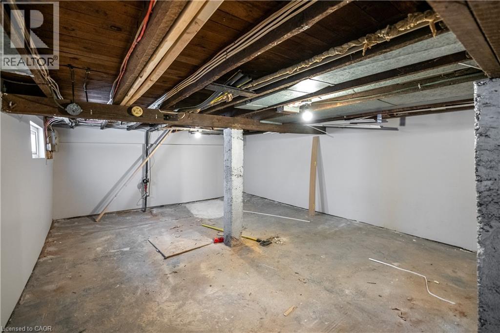 92 Frederick Avenue, Hamilton, ON - Indoor Photo Showing Basement
