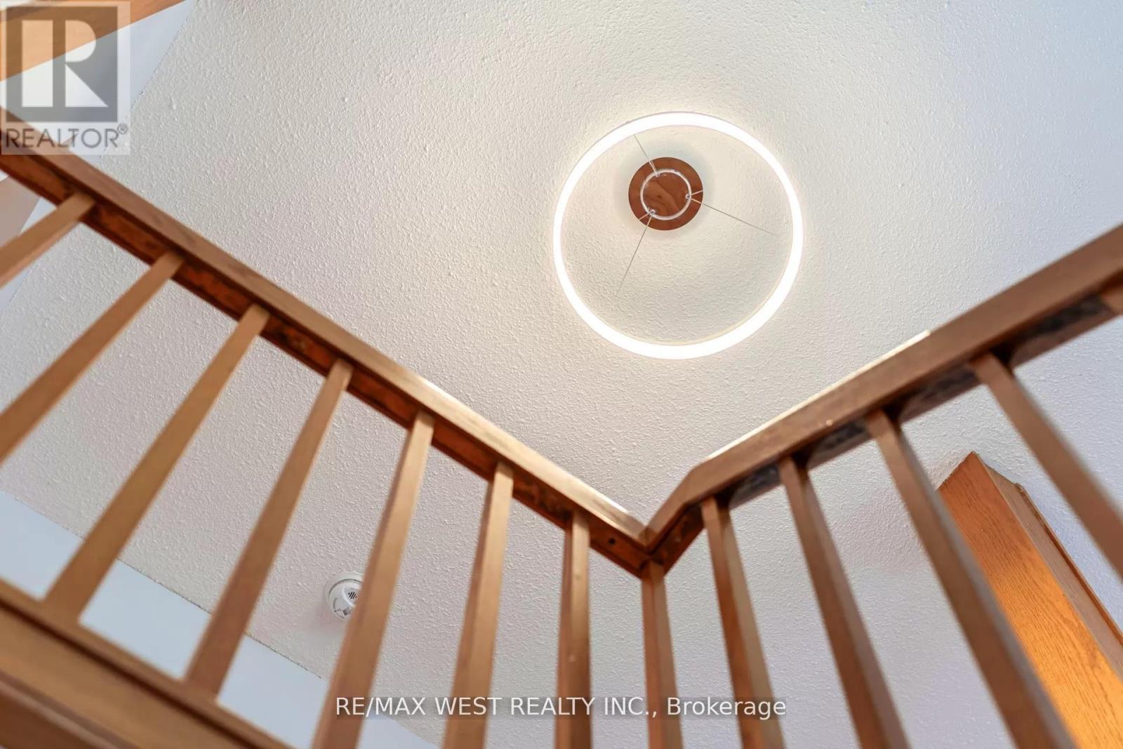 Upper - 75 Wright Crescent, Caledon, ON - Indoor Photo Showing Other Room