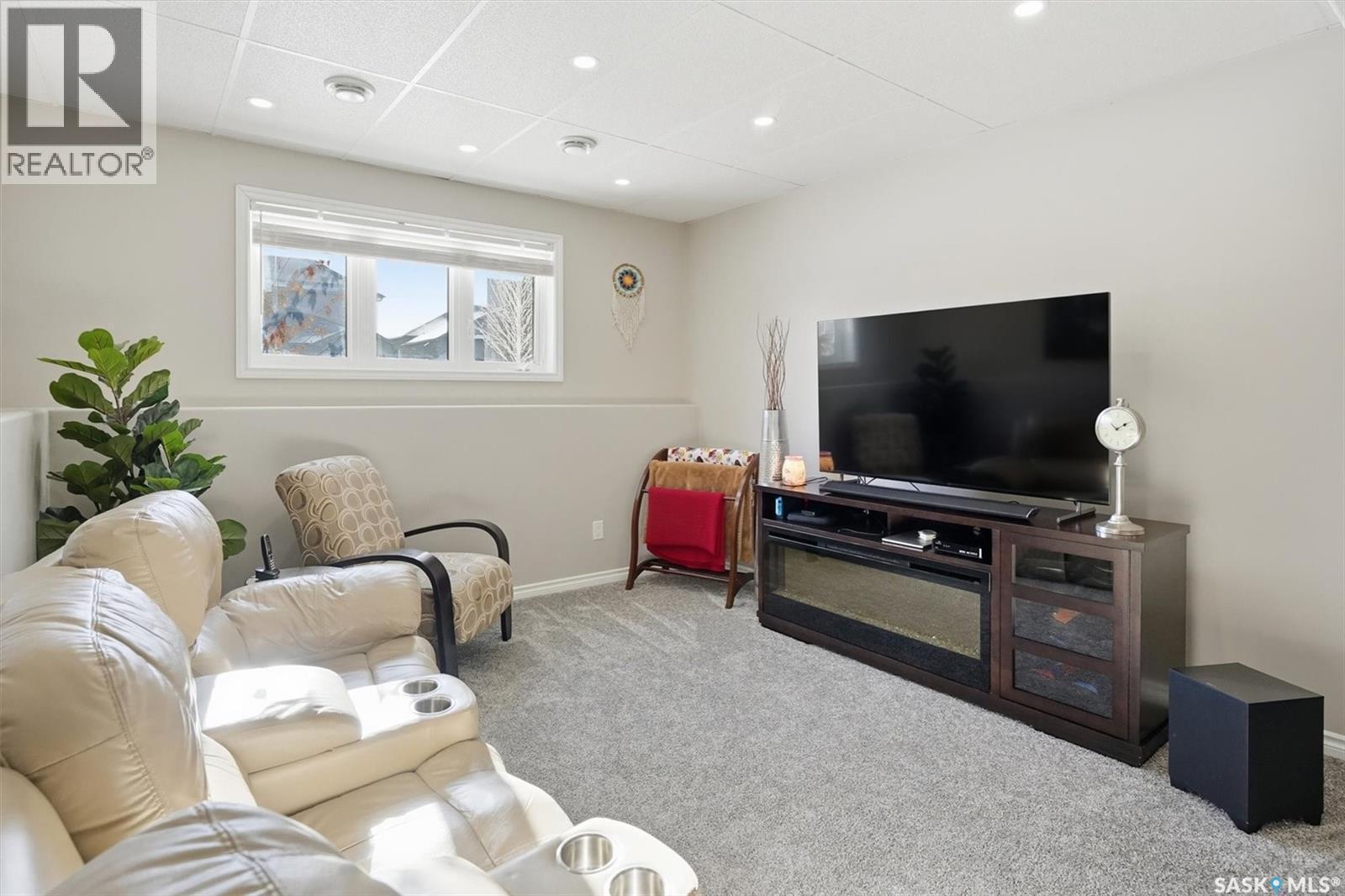 404 Lyle Crescent, Warman, SK - Indoor