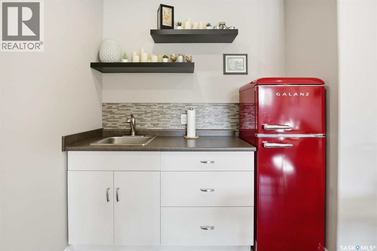 404 Lyle Crescent, Warman, SK - Indoor