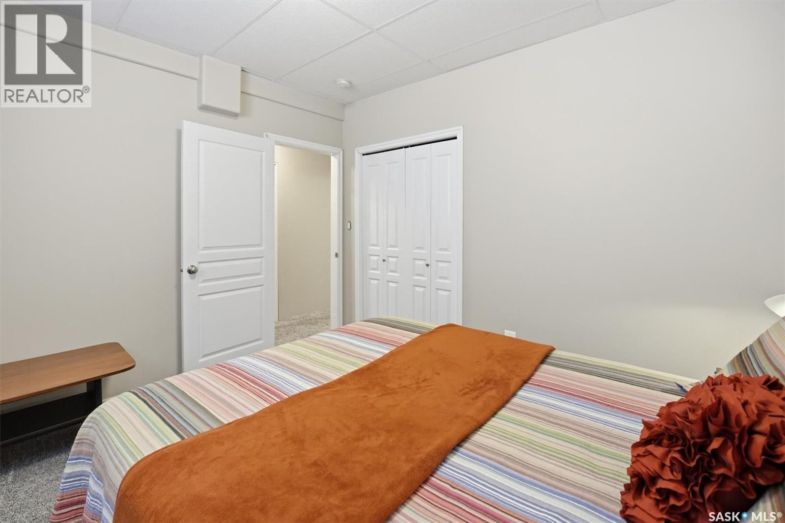 404 Lyle Crescent, Warman, SK - Indoor Photo Showing Bedroom