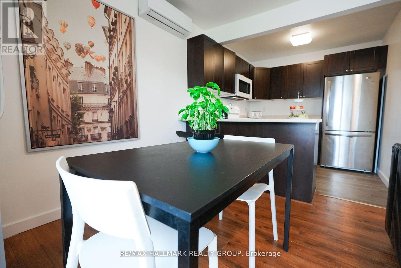 924 Bermuda Avenue, Ottawa, ON - Indoor