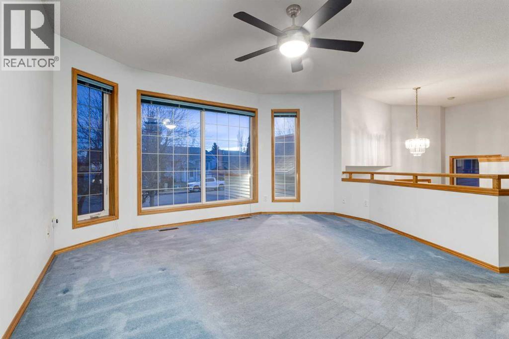 20 Willowbrook Gate Nw, Airdrie, AB - Indoor Photo Showing Other Room