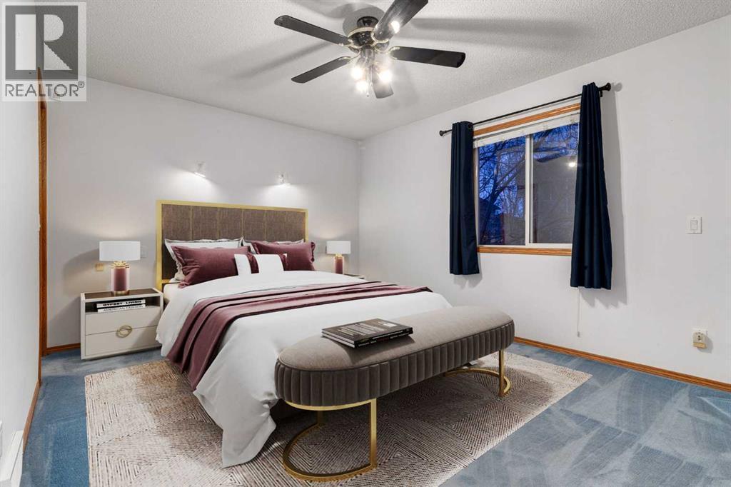 20 Willowbrook Gate Nw, Airdrie, AB - Indoor Photo Showing Bedroom