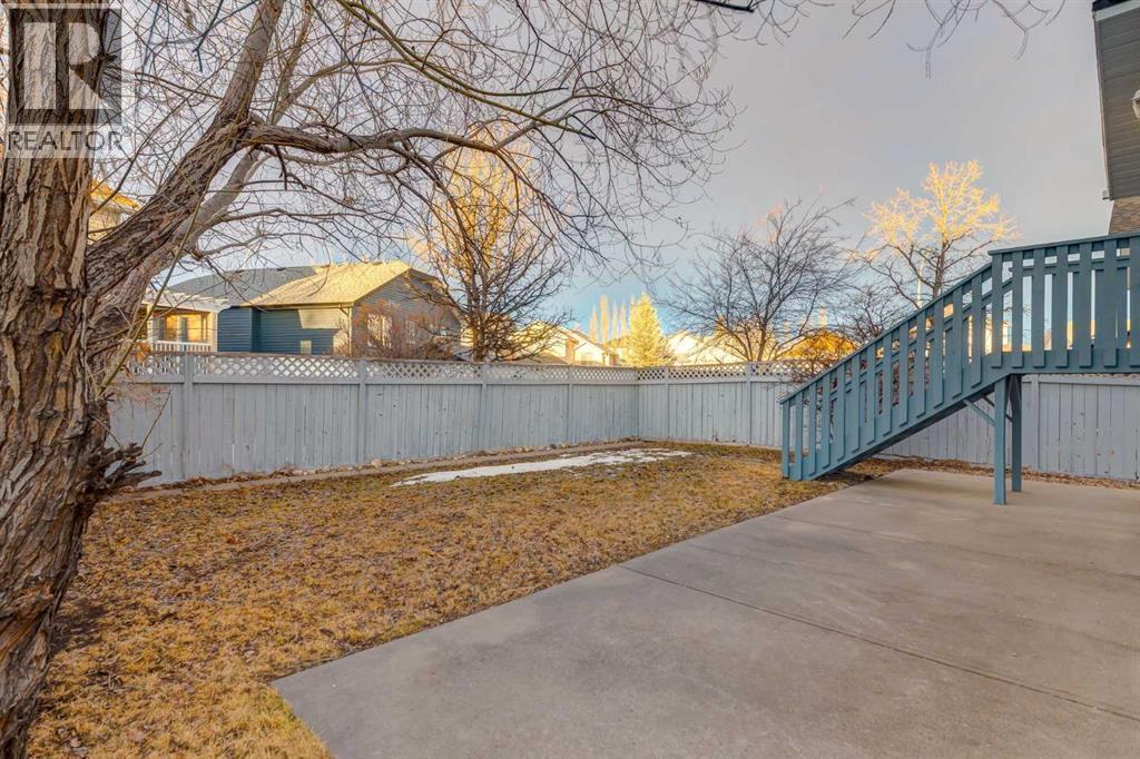 20 Willowbrook Gate Nw, Airdrie, AB - Outdoor