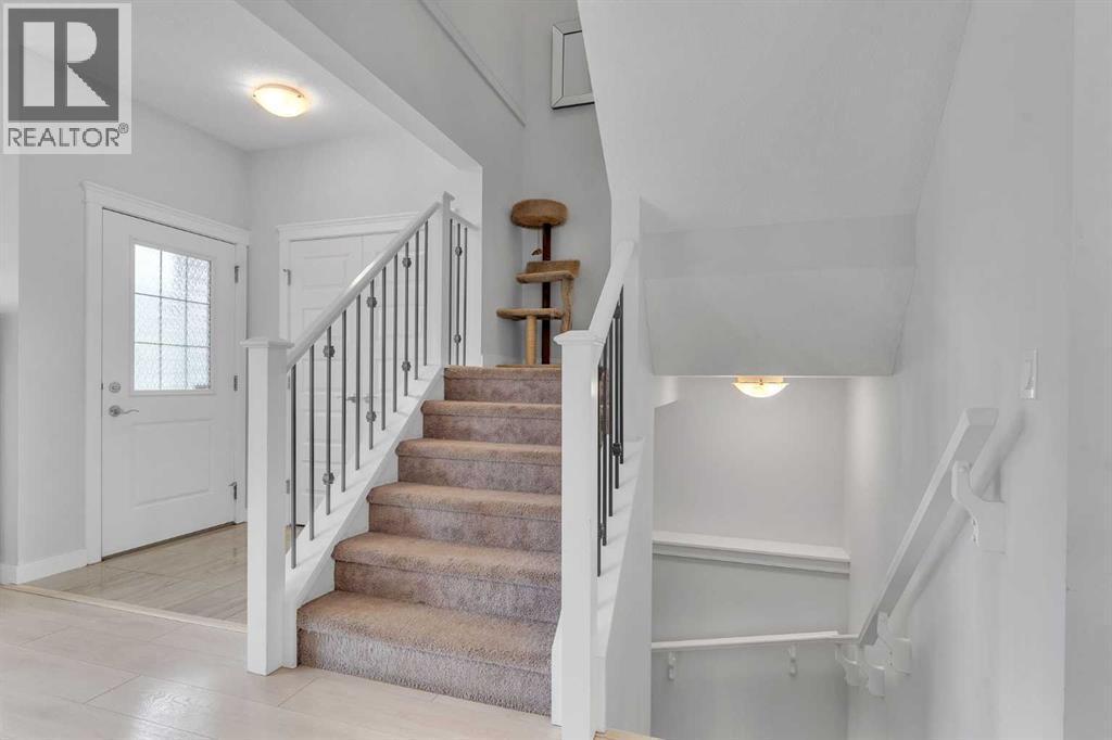 7 Corner Meadows Common Ne, Calgary, AB - Indoor Photo Showing Other Room