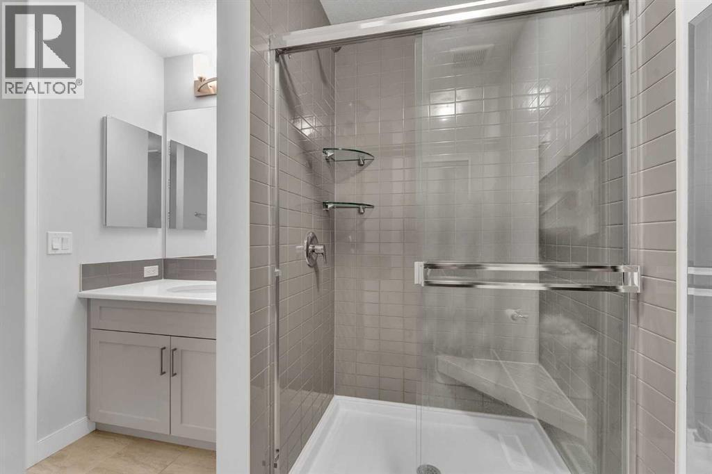 7 Corner Meadows Common Ne, Calgary, AB - Indoor Photo Showing Bathroom