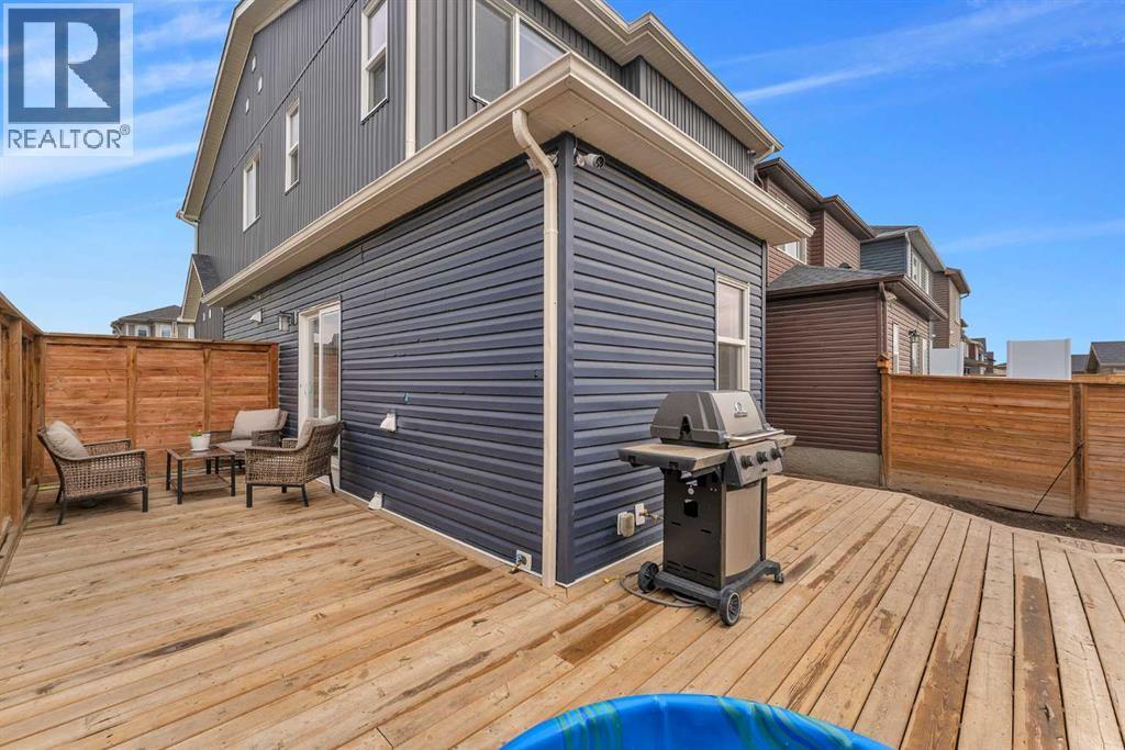 7 Corner Meadows Common Ne, Calgary, AB - Outdoor With Deck Patio Veranda With Exterior
