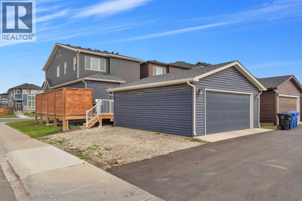 7 Corner Meadows Common Ne, Calgary, AB - Outdoor With Exterior