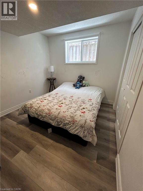 50 Briarose Place, Hamilton, ON - Indoor Photo Showing Bedroom