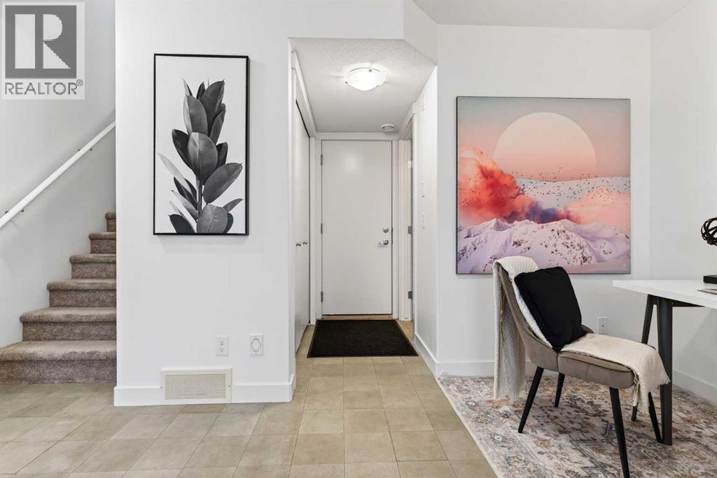 404 Redstone View Ne, Calgary, AB - Indoor