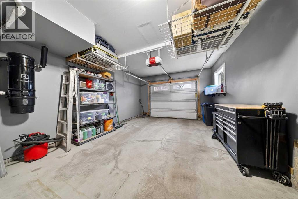 404 Redstone View Ne, Calgary, AB - Indoor Photo Showing Garage